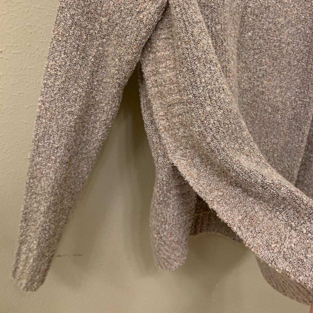 Sweater - Picture 3 of 3